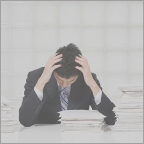 Heavy compliance requirements, hard-to-manage documents, employees easily pick the wrong account, and finance faces a heavy review load